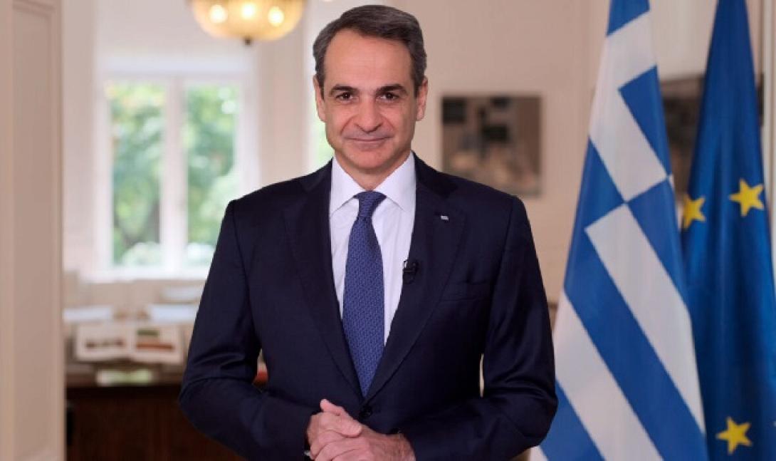 Μητσοτάκης γλυπτά