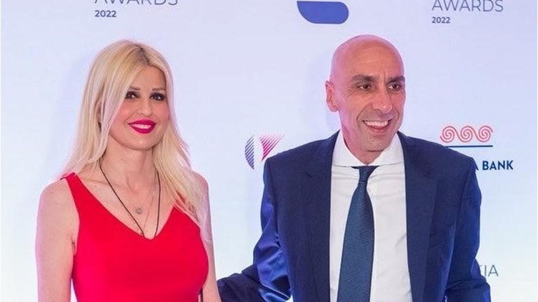 μπρατάκος_ράπτη