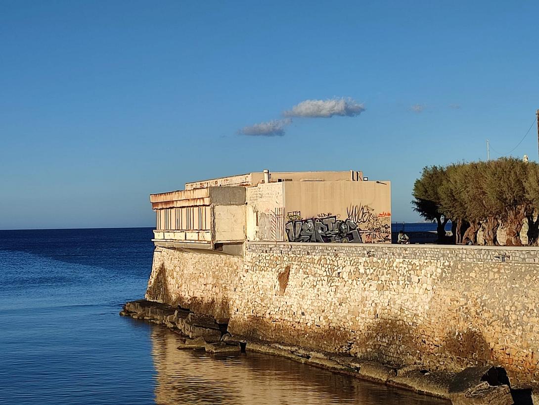 λιμενικό περίπτερο