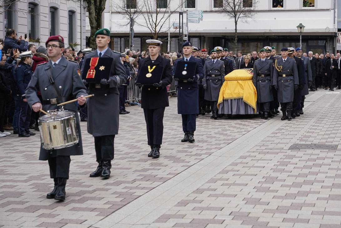 Κηδεία Σόιμπλε 