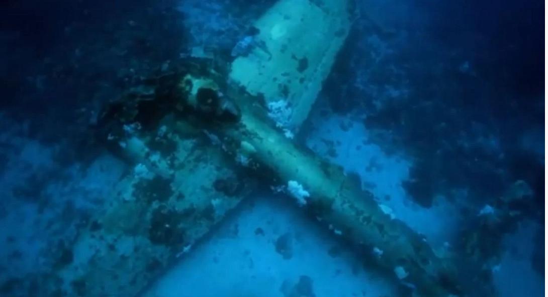 Το μεγαλύτερο υποβρύχιο νεκροταφείο του κόσμου, γεμάτο πλοία και σκελετούς