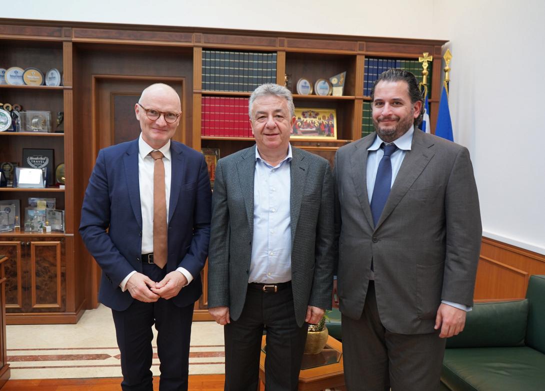 αρναουτακης - γερμανος πρεσβης