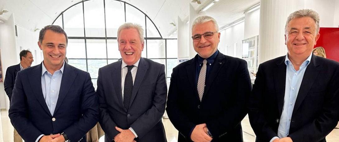 Μάξιμος Σενετάκης