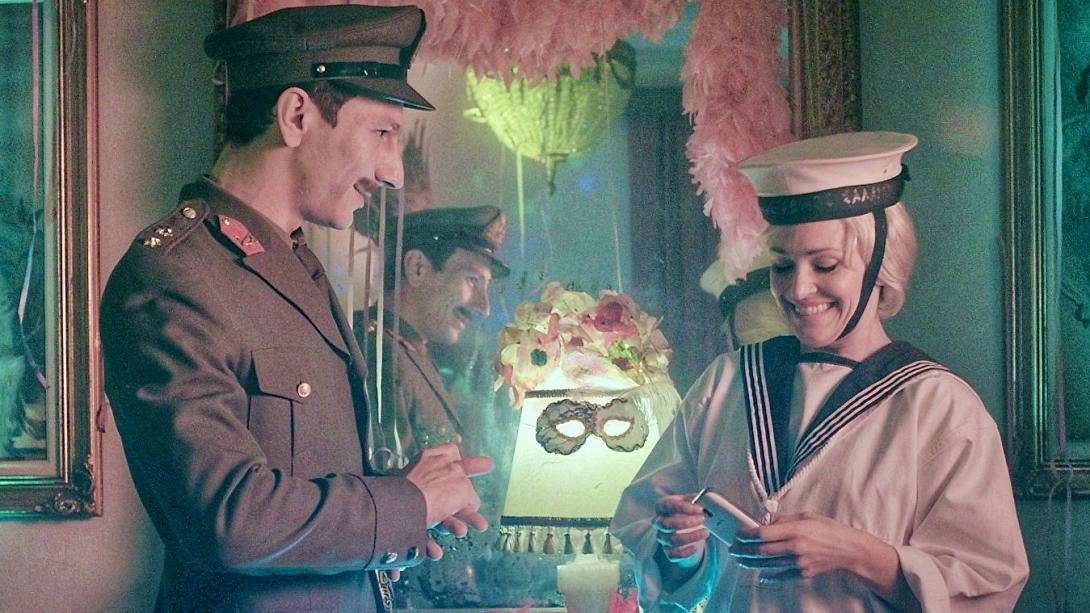 αποστρατος