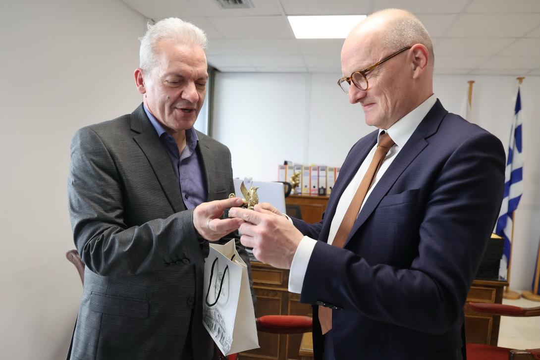 καλοκαιρινός - γερμανος πρεσβης