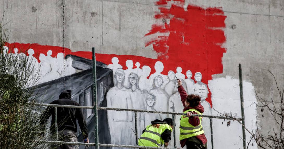 τοιχογραφία για το δυστύχημα στα Τέμπη 