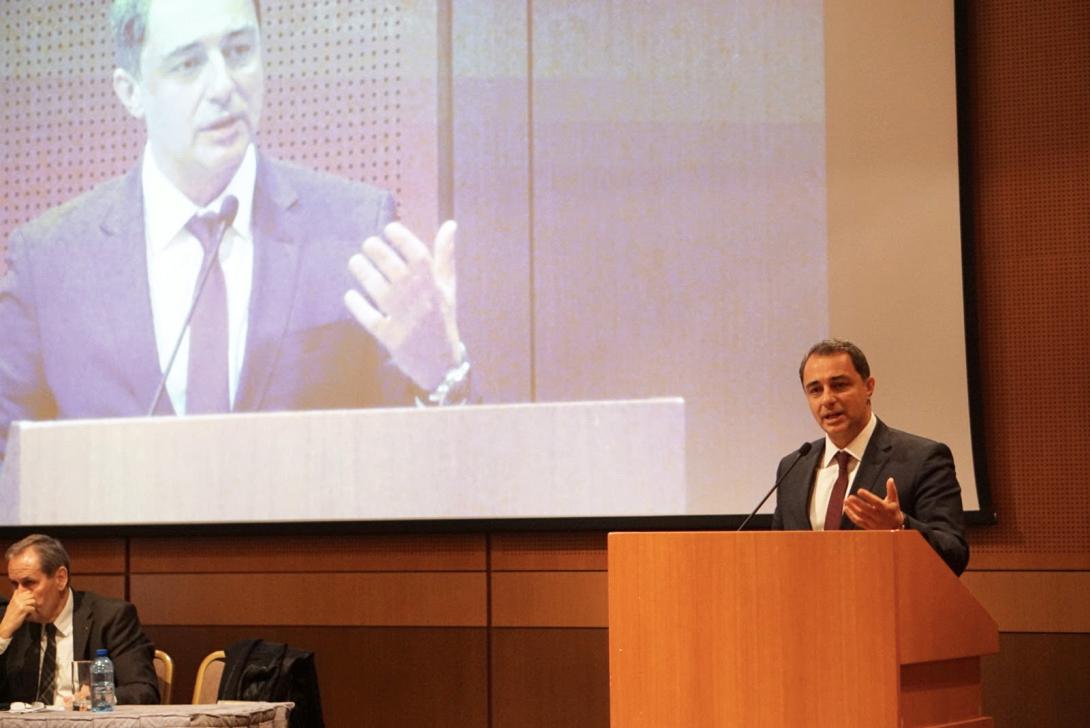 μαξιμος σενετακης