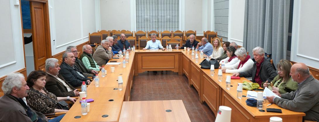 Συνάντηση Περιφερειάρχη και εκπροσώπων συνταξιούχων 