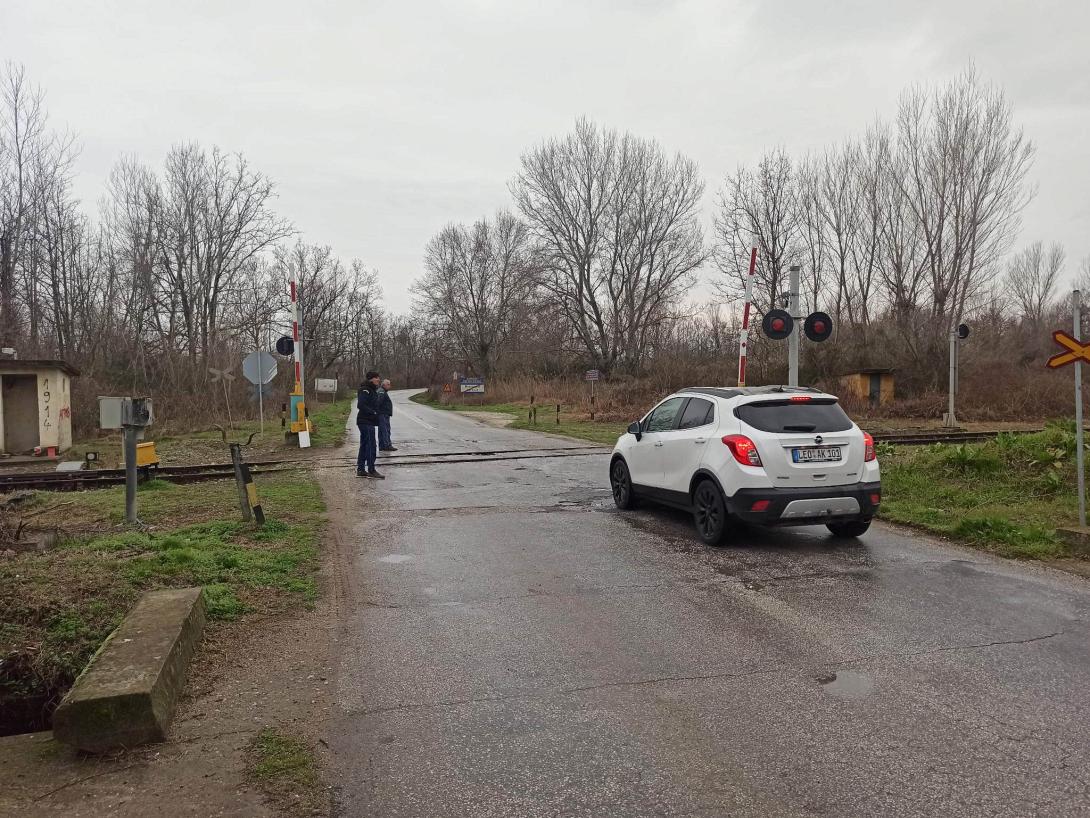 ΔΙΑΒΑΣΗ ΤΡΕΝΟΥ ΣΕΚΙΟΥΡΙΤΙ