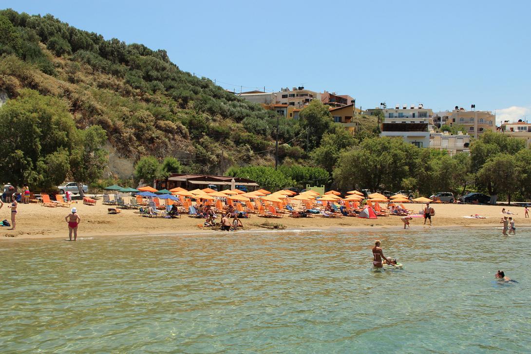 καλυβες αποκορωνου