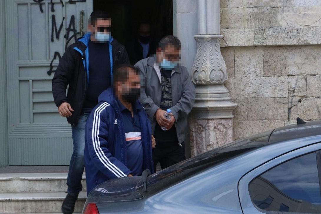 πατέρας - μαχαίρωμα