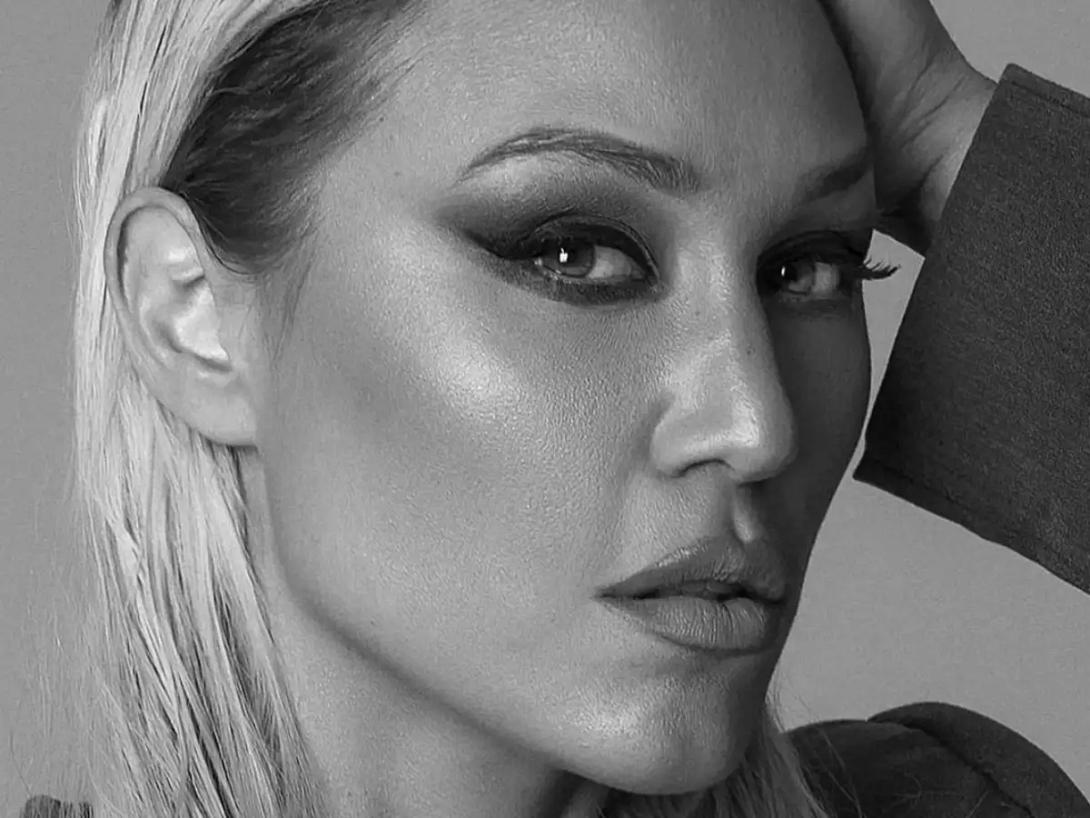 αναστασοπούλυ