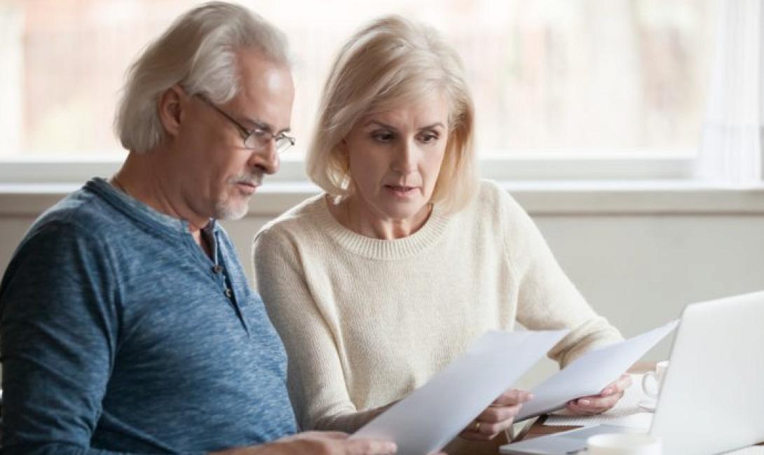 ΕΡΓΑΖΟΜΕΝΟΙ ΣΥΝΤΑΞΙΟΥΧΟΙ