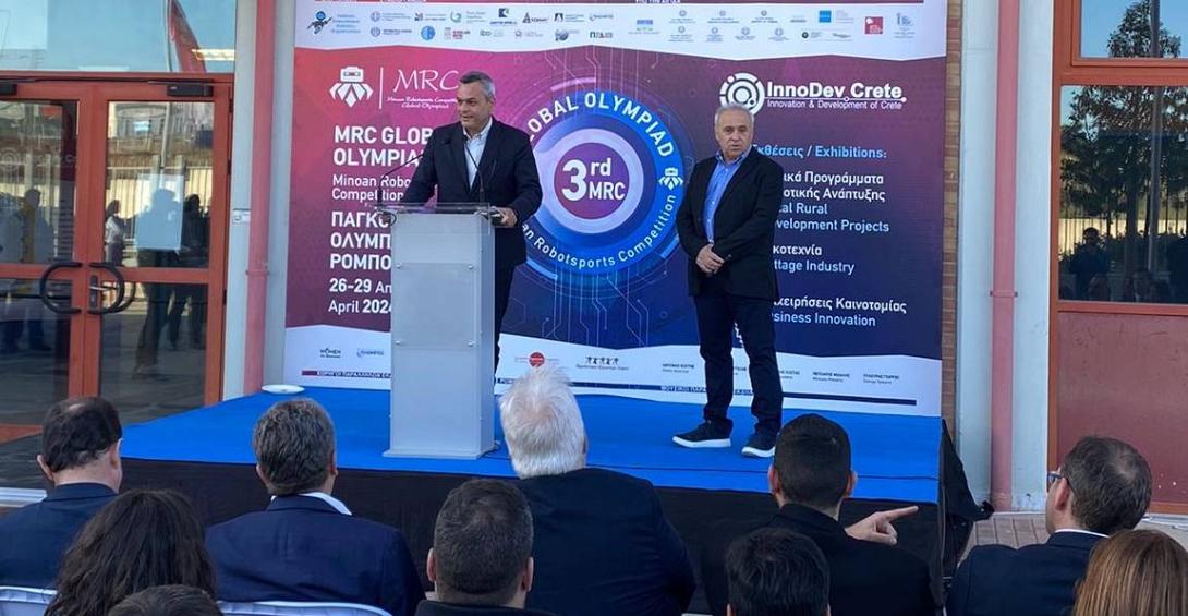 Χάρης Μαμουλάκης