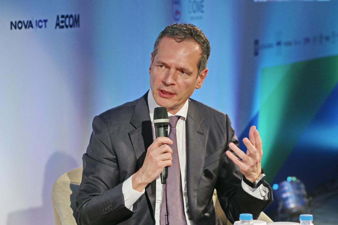 Μάνος Μανουσάκης 