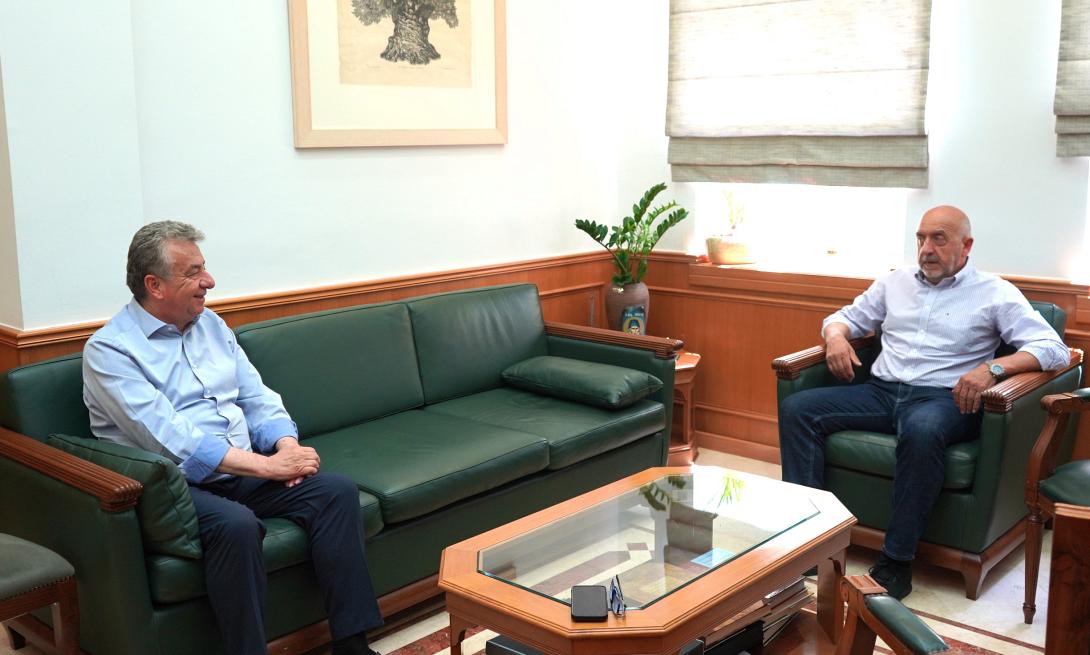 περιφερειαρχης - δημαρχος σφακίων