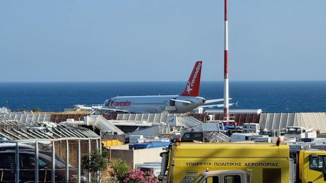 τουριστικα λεωφορεια