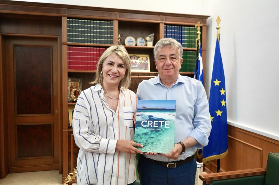 ΑΡΝΑΟΥΤΑΚΗΣ ΜΑΚΡΗ