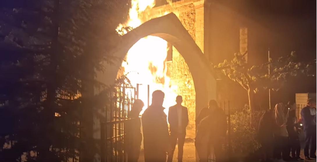 ζαρός ανάσταση