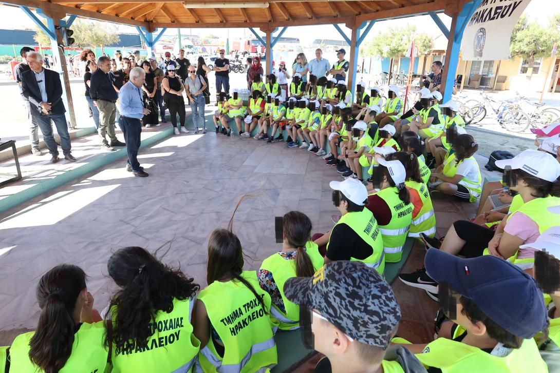 Αλέξης Καλοκαιρινός