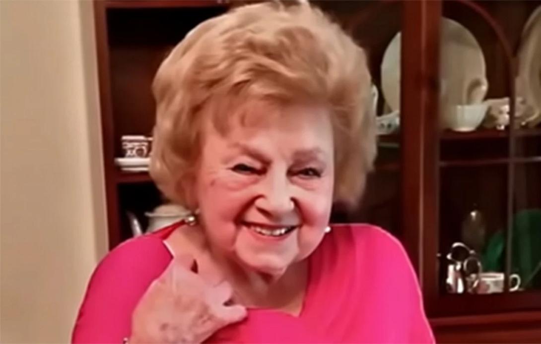 γιαγια υπεραιωνοβια