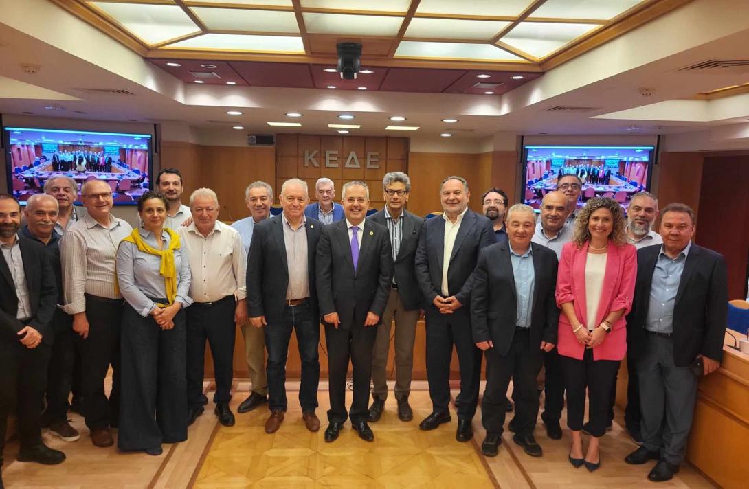 κουράκης κεδε