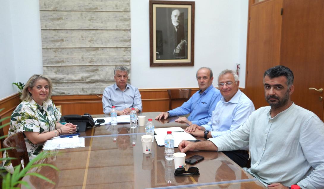 ΑΡΝΑΟΥΤΑΚΗς - ΦΡΑΓΚΟΎΛΗς