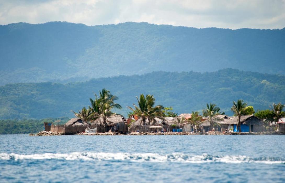 ΝΗΣΊ ΠΑΝΑΜΑς