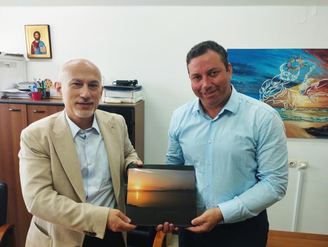 Συνάντηση Δημάρχου Αγίου Νικολάου με τον πρόξενο της Γεωργίας