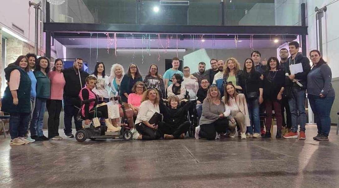 Θεατρική Ομάδα "Ρόδα"