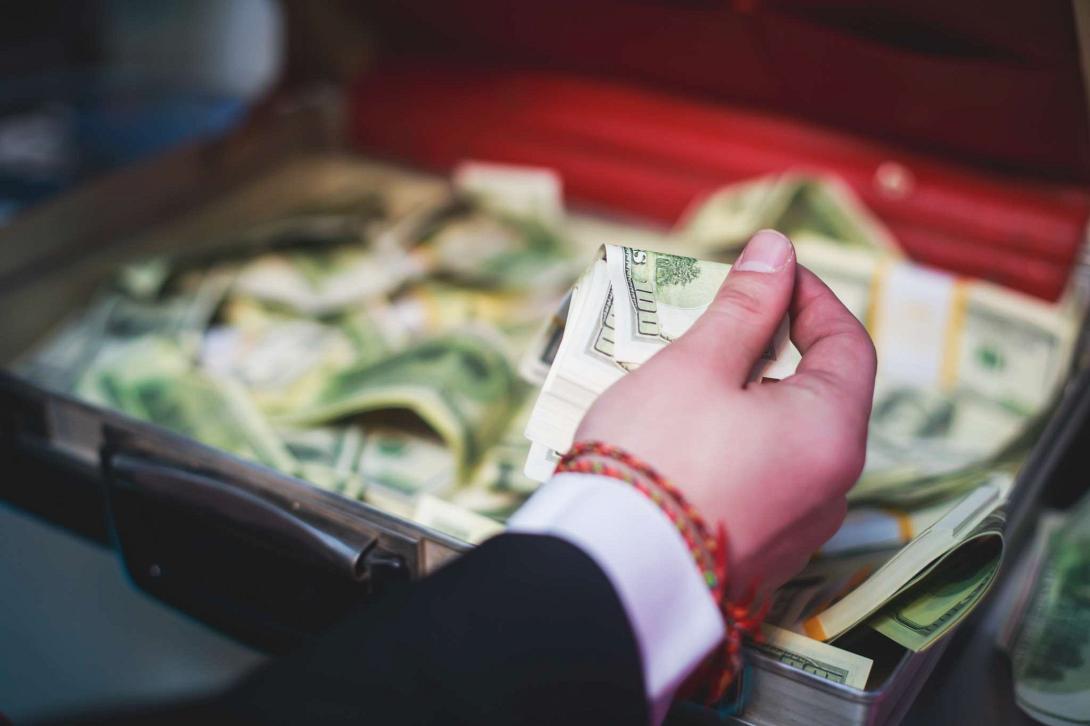 Χρήματα - πλούσιοι 