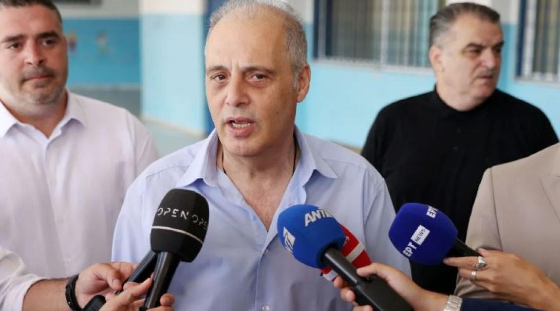 ΒΕΛΟΠΟΥΛΟς