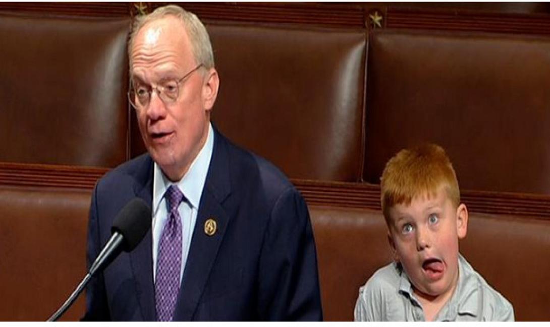 γιος Γερουσιαστή 