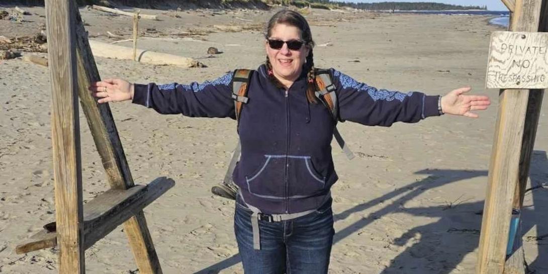 γυναίκα κινούμενη άμμος