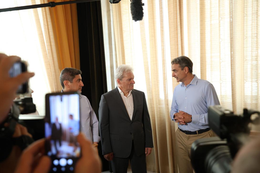 Καλοκαιρινός - Μητσοτάκης