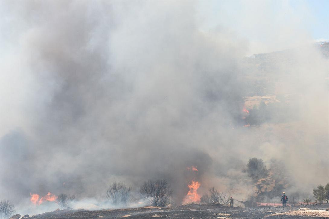 Φωτιά στην Κερατέα