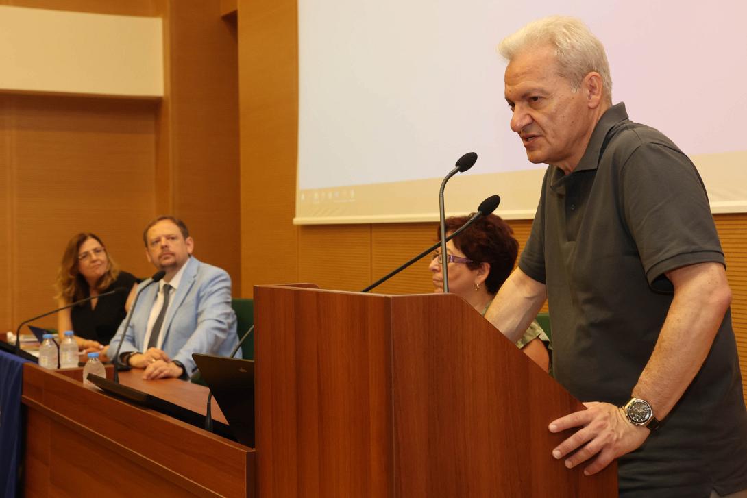 Αλέξης Καλοκαιρινός