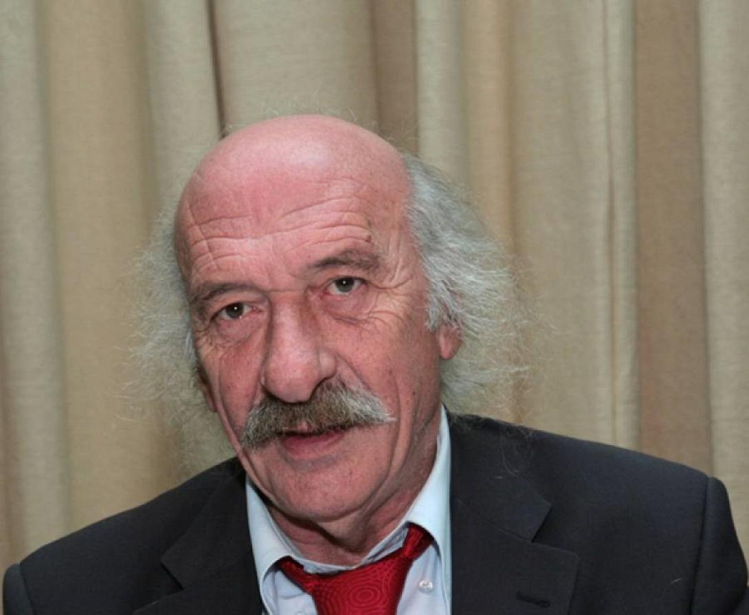 βασιλης κολοβός