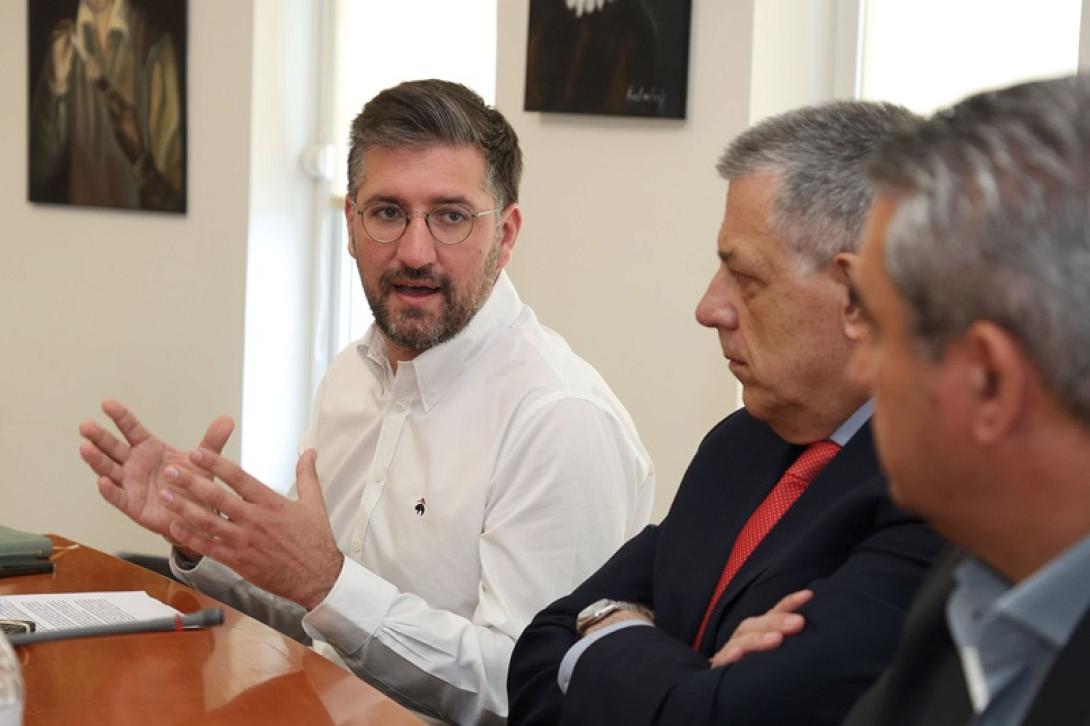 Μποκέας - Ταχιάος