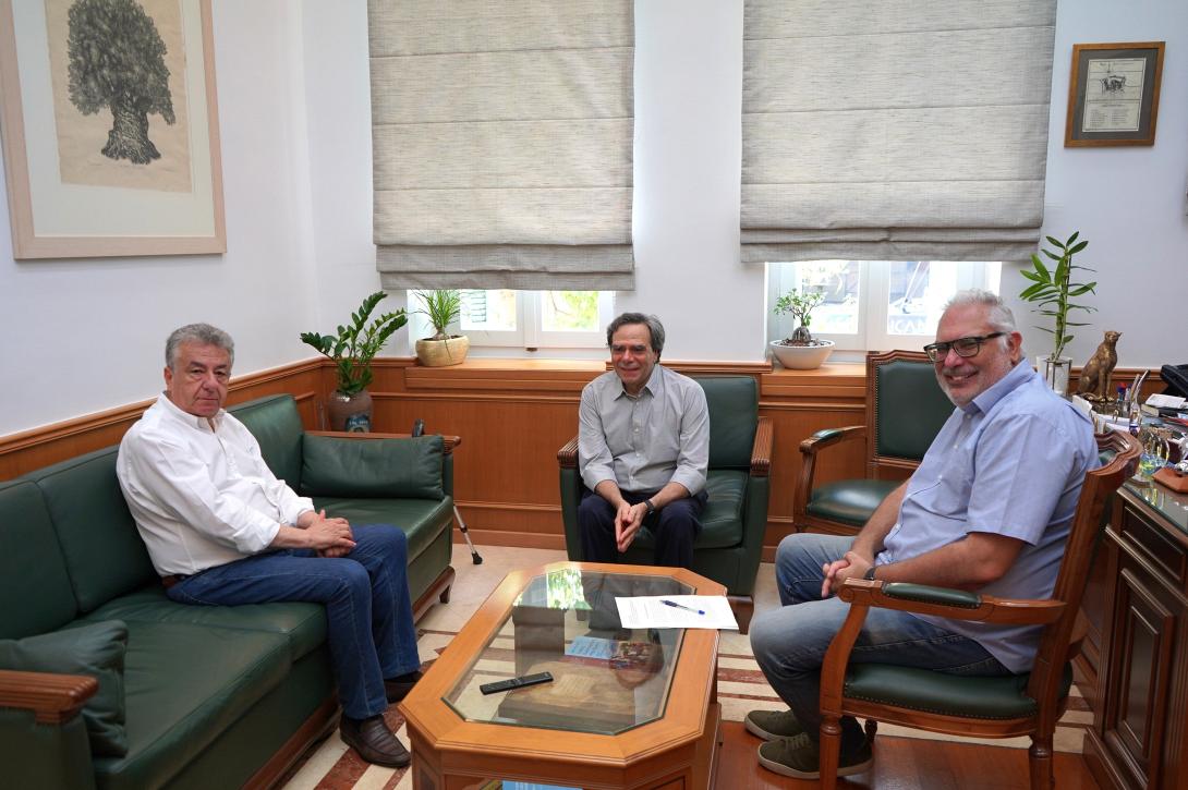 αρναουτακης - πρυτανης πολυτεχνειου