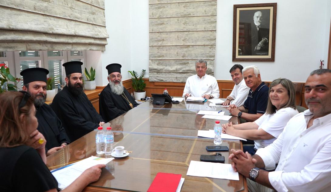 Σταύρος Αρναουτάκης 