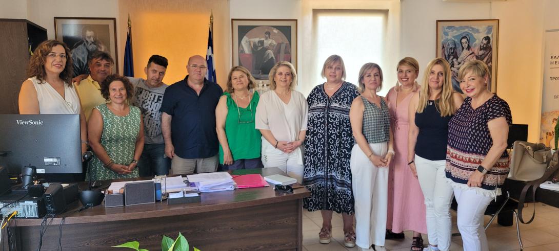 ΜΠΕΛΑΔΑΚΗΣ ΣΥΜΒΟΥΛΟΙ ΠΡΩΤΟΒΑΘΜΙΑΣ ΕΚΠΑΙΔΕΥΣΗΣ