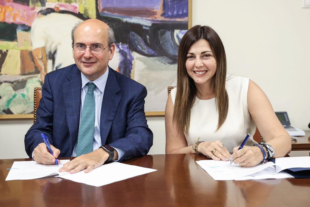 ΧΑΤΖΗΔΑΚΗΣ ΖΑΧΑΡΑΚΗ