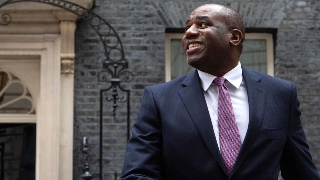 λαμι βρετανια