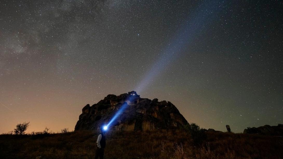 μετεωριτης