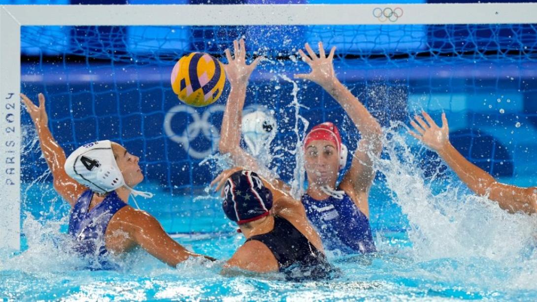 εθνικη πολο γυναικων