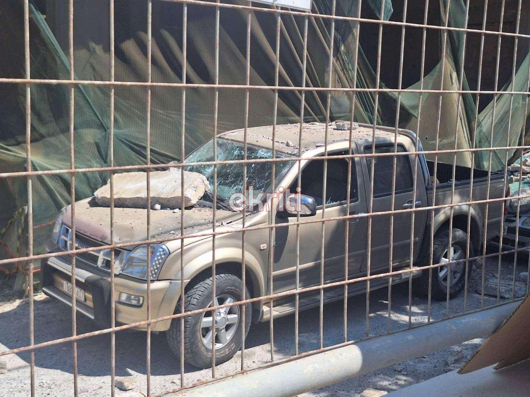 πτωση μπαλκονιού