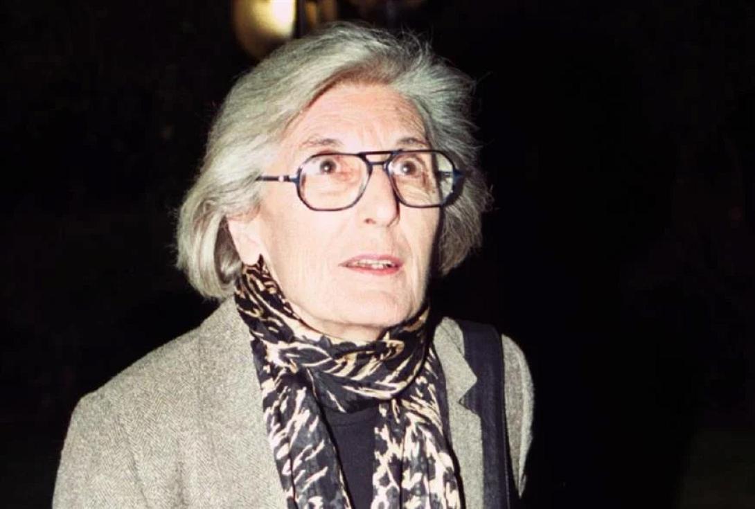 τζουλια δημακοπουλου