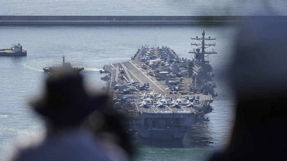 πολεμικά πλοία