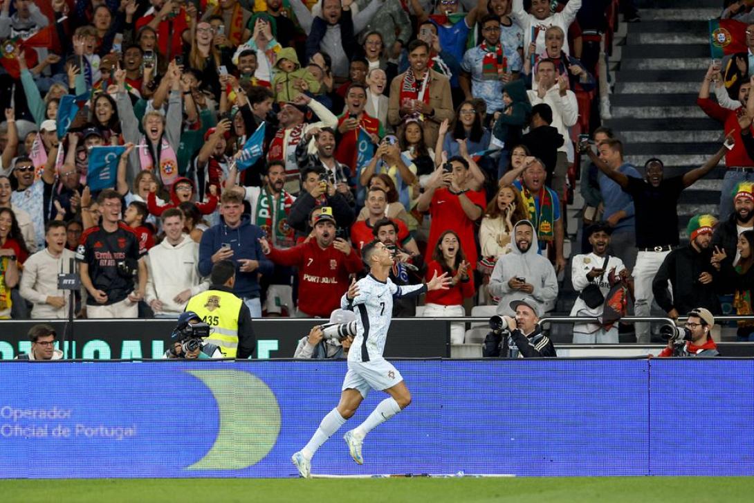 ΡΟΝΑΛΝΤΟ 900 γκολ